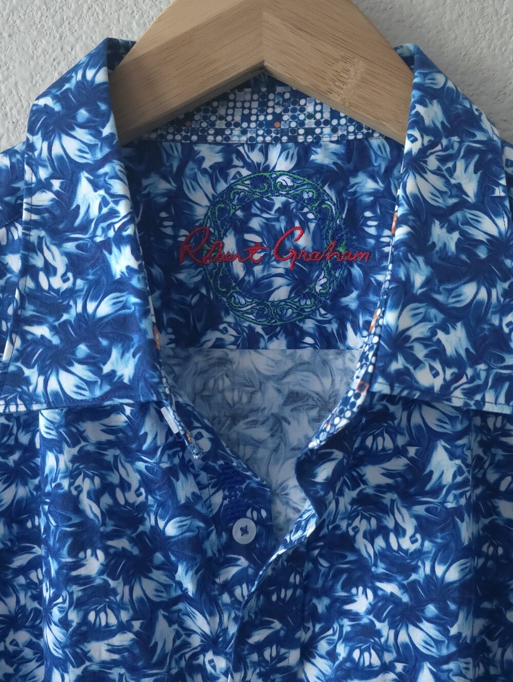 Robert Graham Blue & White Floral Casual Button-Down Shirt